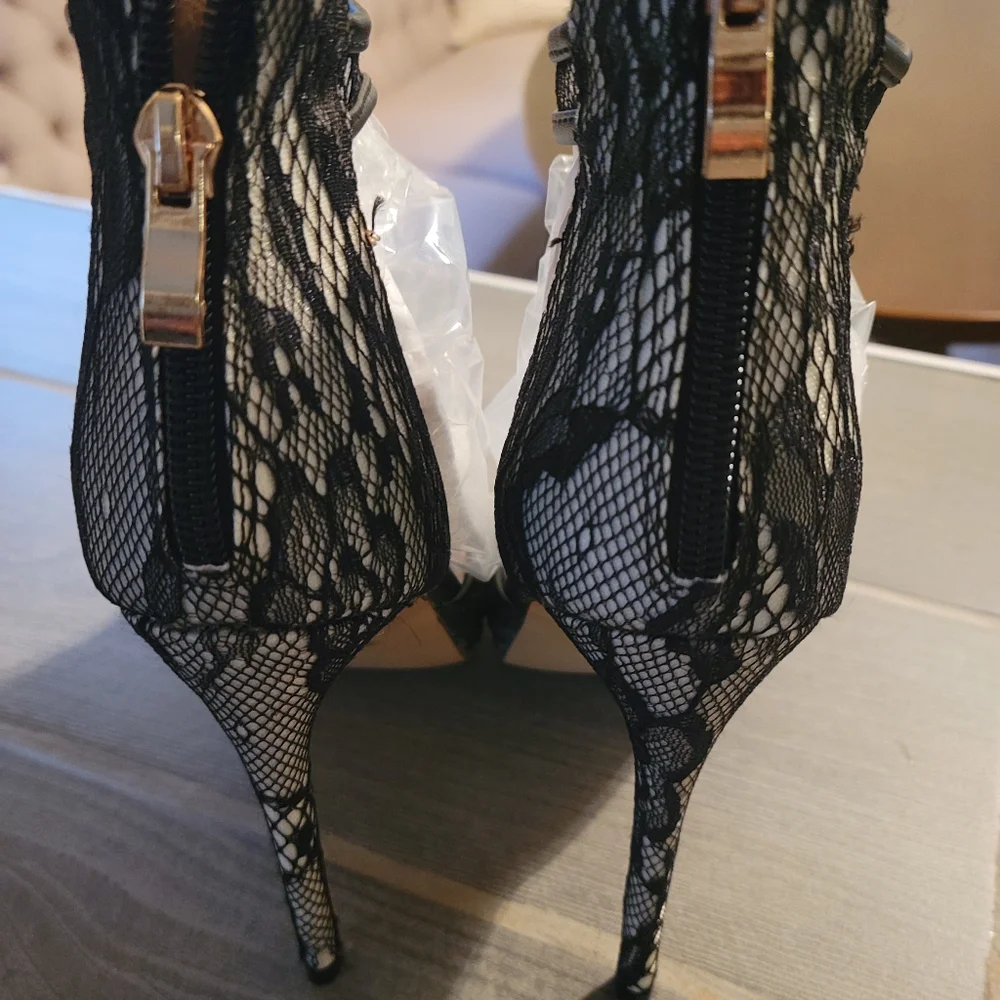 Sexy lace heels - Picture 3 of 4